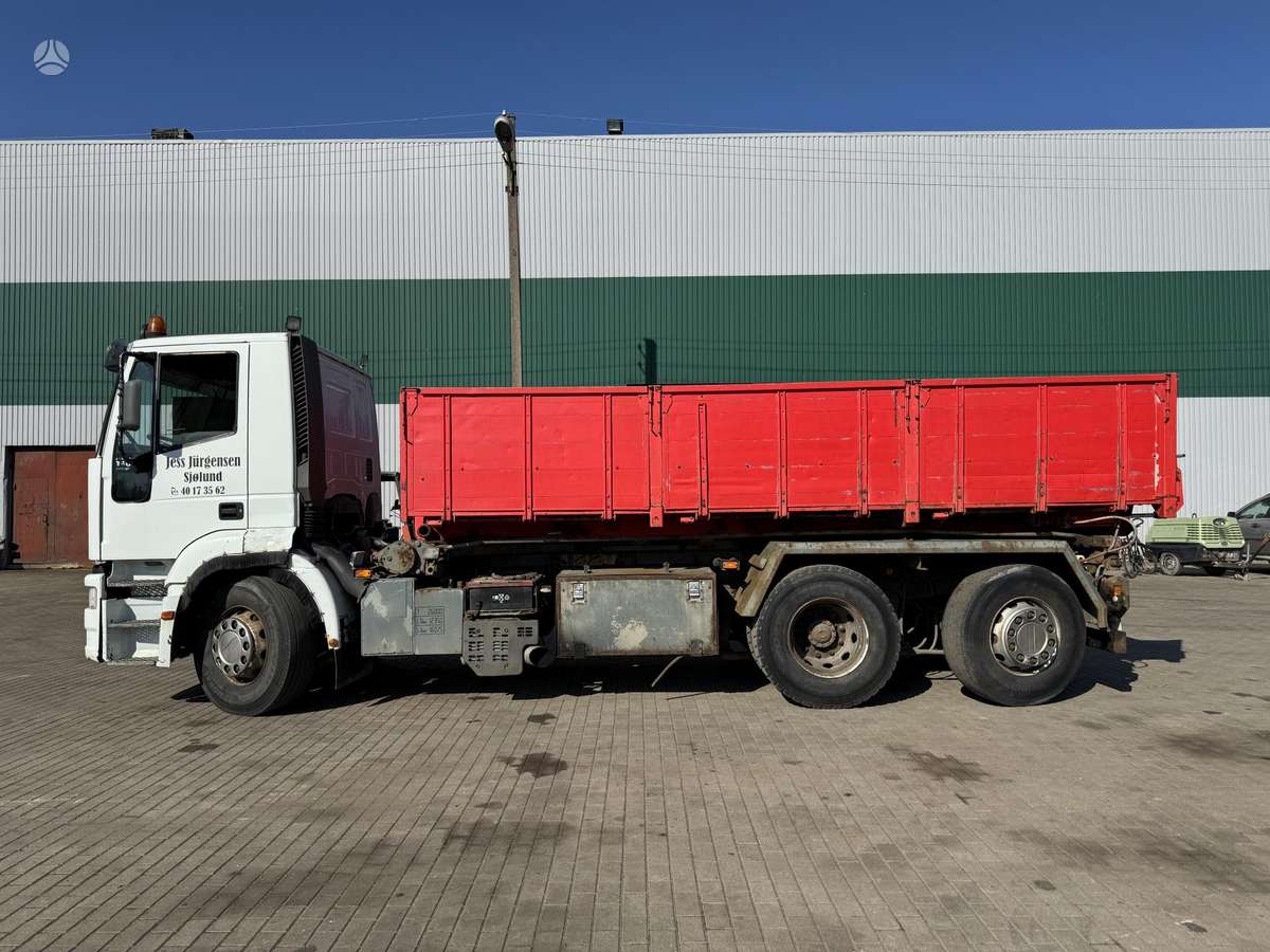 Iveco Eurotech 260E35, самосвалы