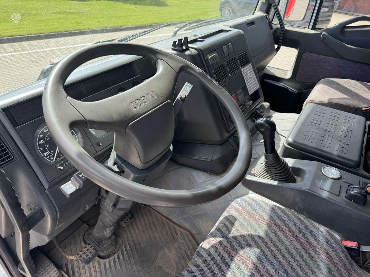 Iveco Eurotech 260E35, самосвалы