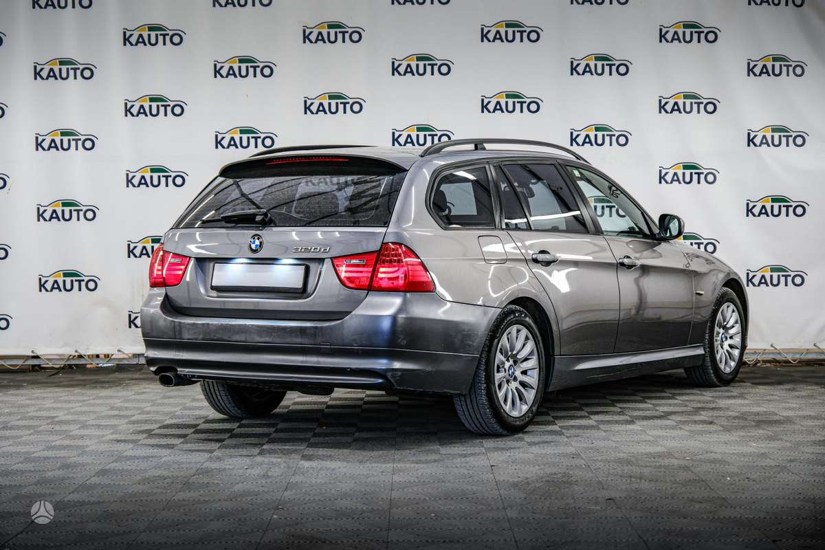 BMW 320, 2.0 l., wagon