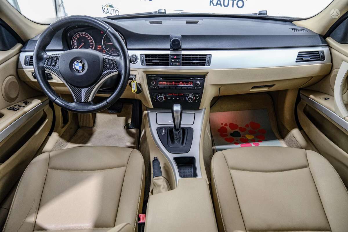 BMW 320, 2.0 l., wagon