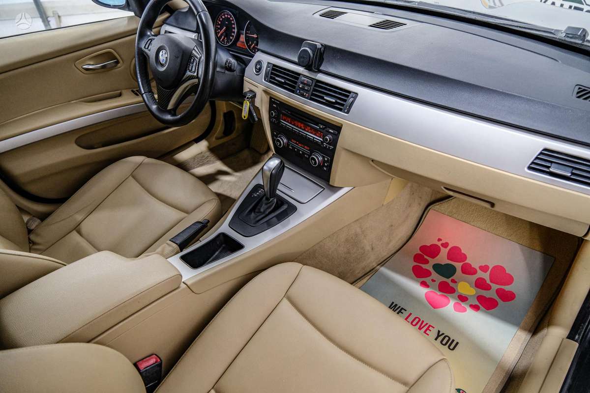 BMW 320, 2.0 l., wagon