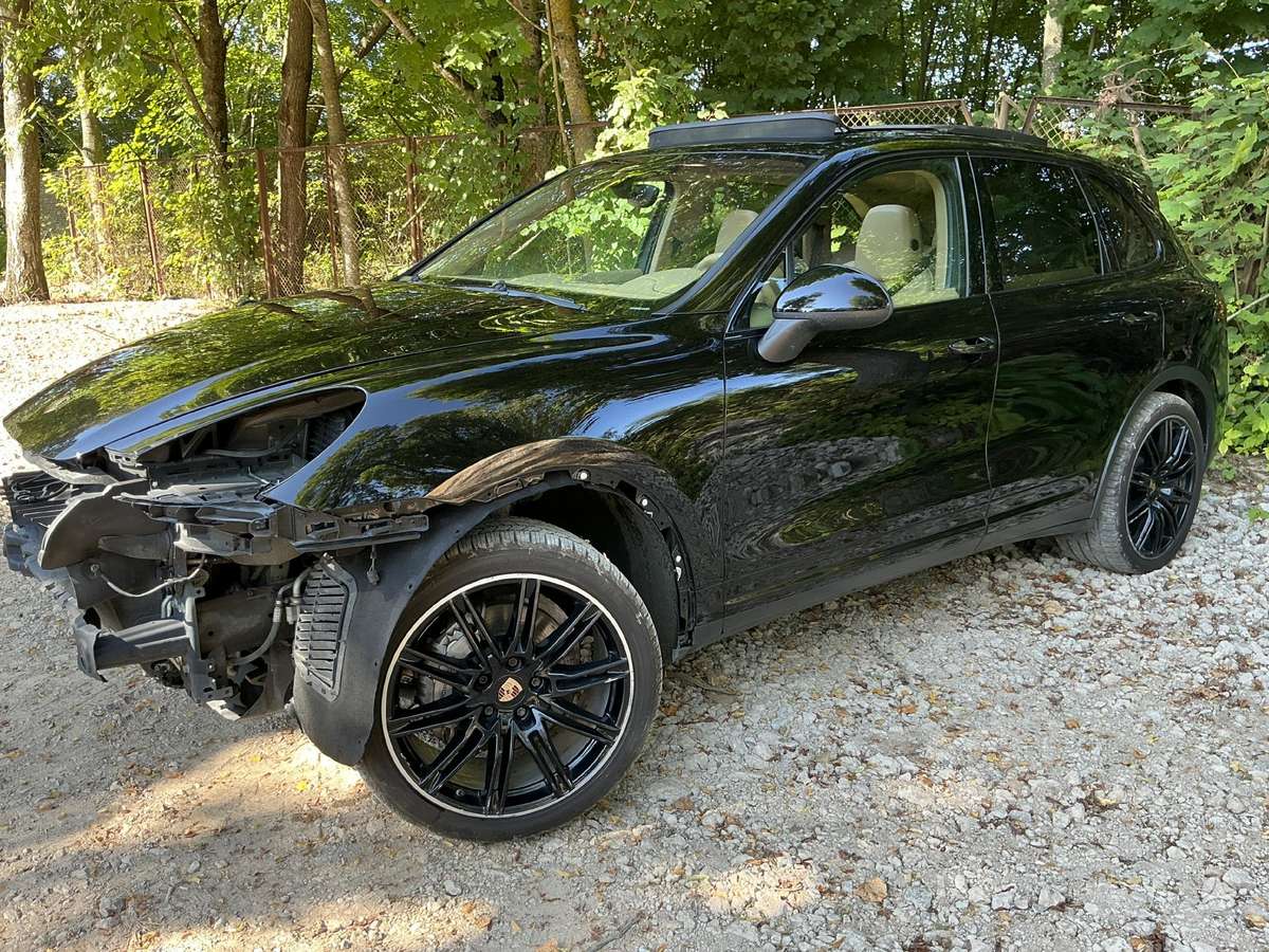 Porsche Cayenne - 7