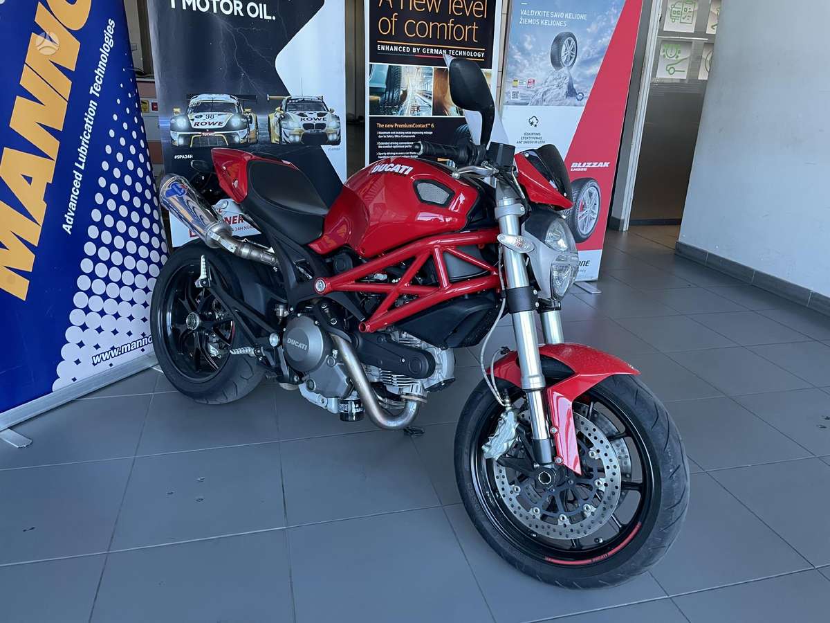 Ducati Monster 803cc, street / classic