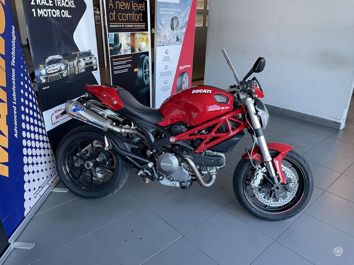 Ducati Monster 803cc, street / classic