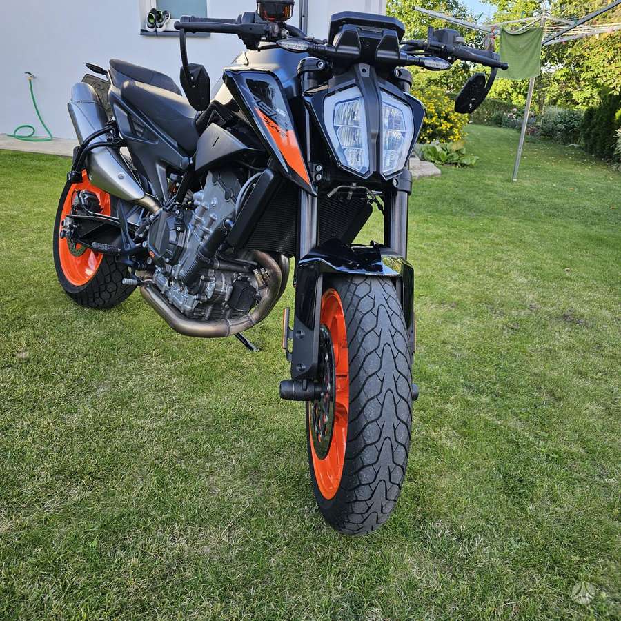KTM Duke 790cc, supermoto