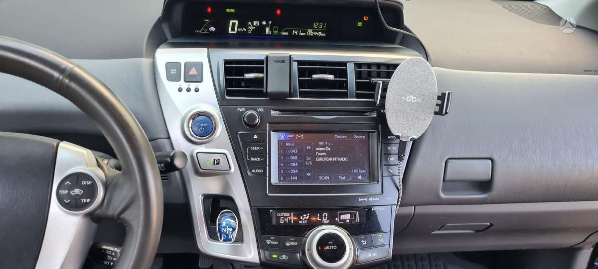 Toyota Prius+ - 12