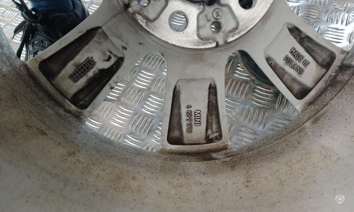 MINI F-60, lengvojo lydinio, R17