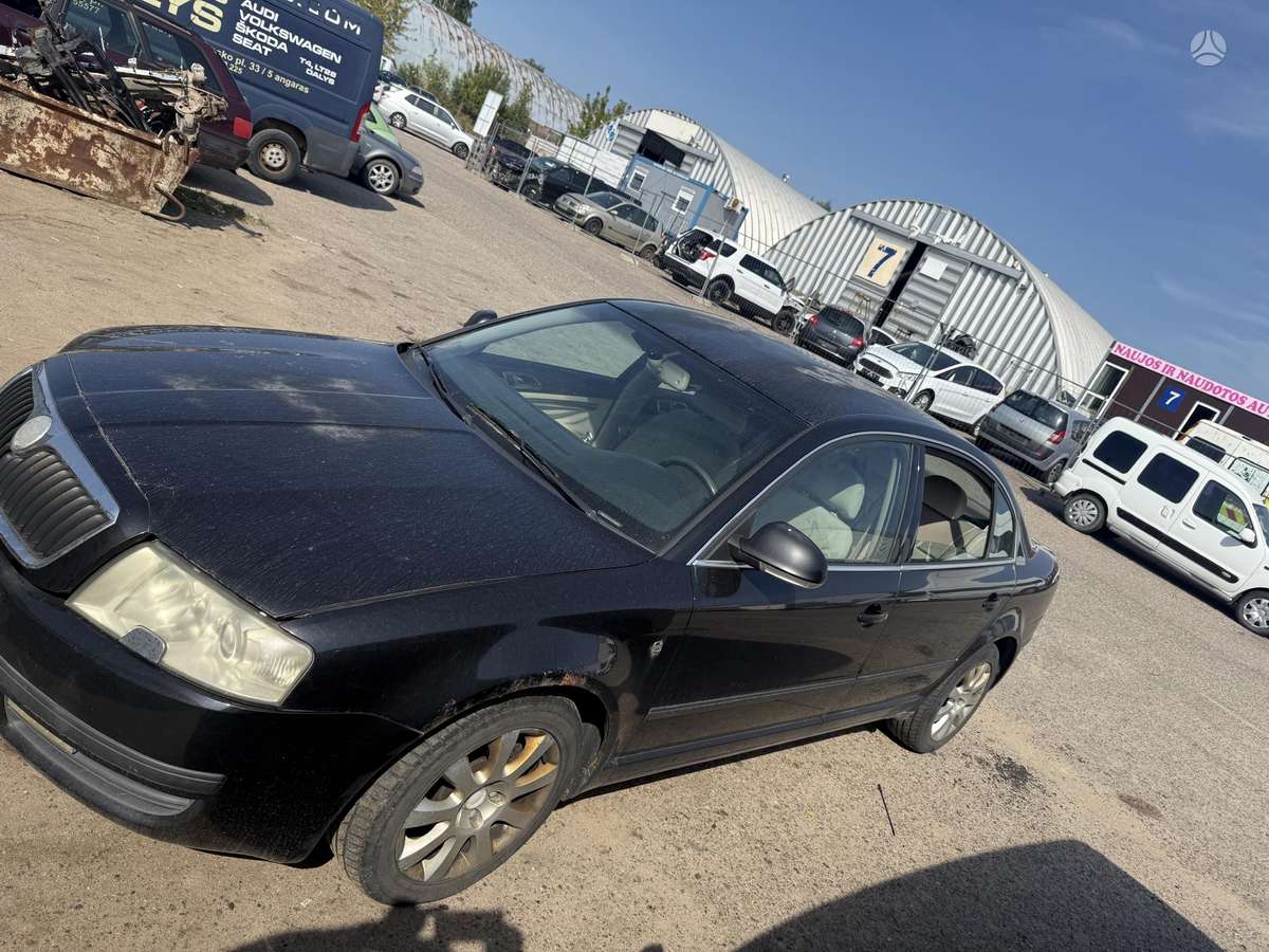 Skoda Superb Minsko pl 33a 5 angaras