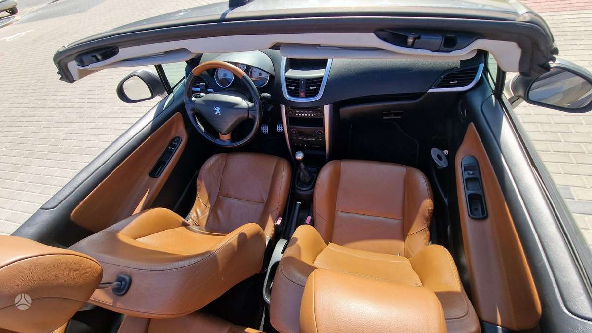Peugeot 207 - 11