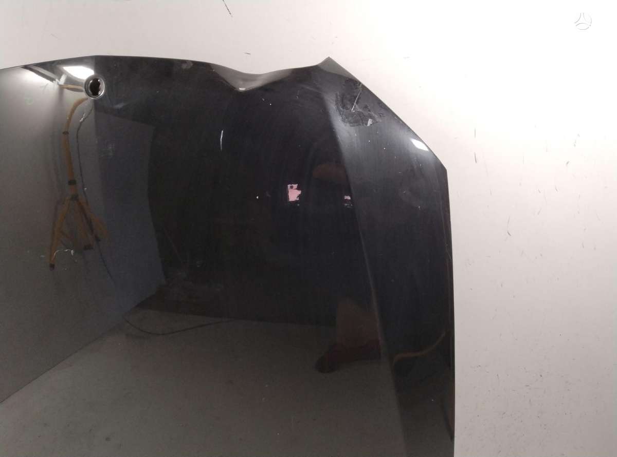 Mercedes-Benz E klasė hood (front, rear)