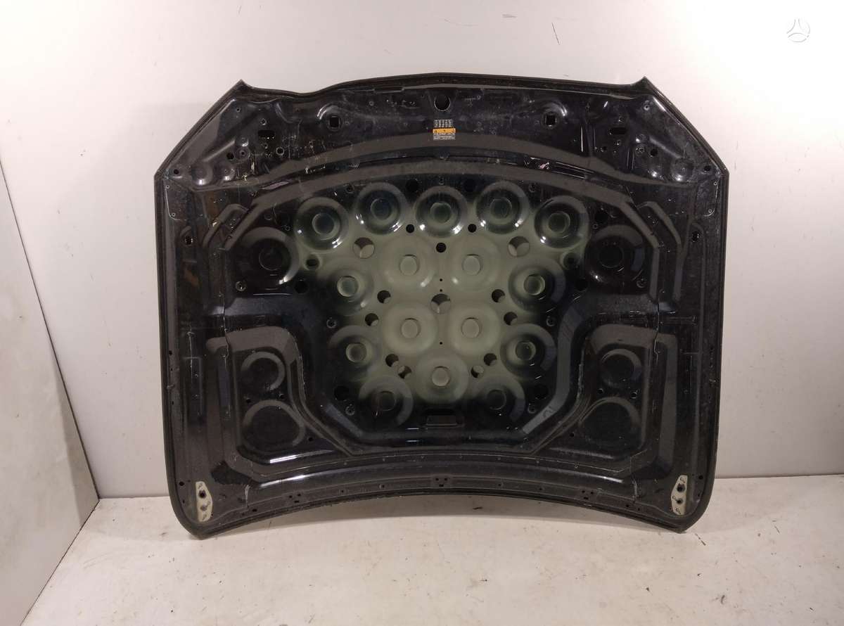 Mercedes-Benz E klasė hood (front, rear)