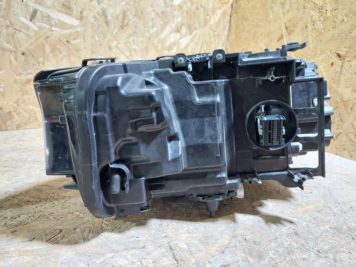 BMW 5 serija, 5A388C8, Cen18919