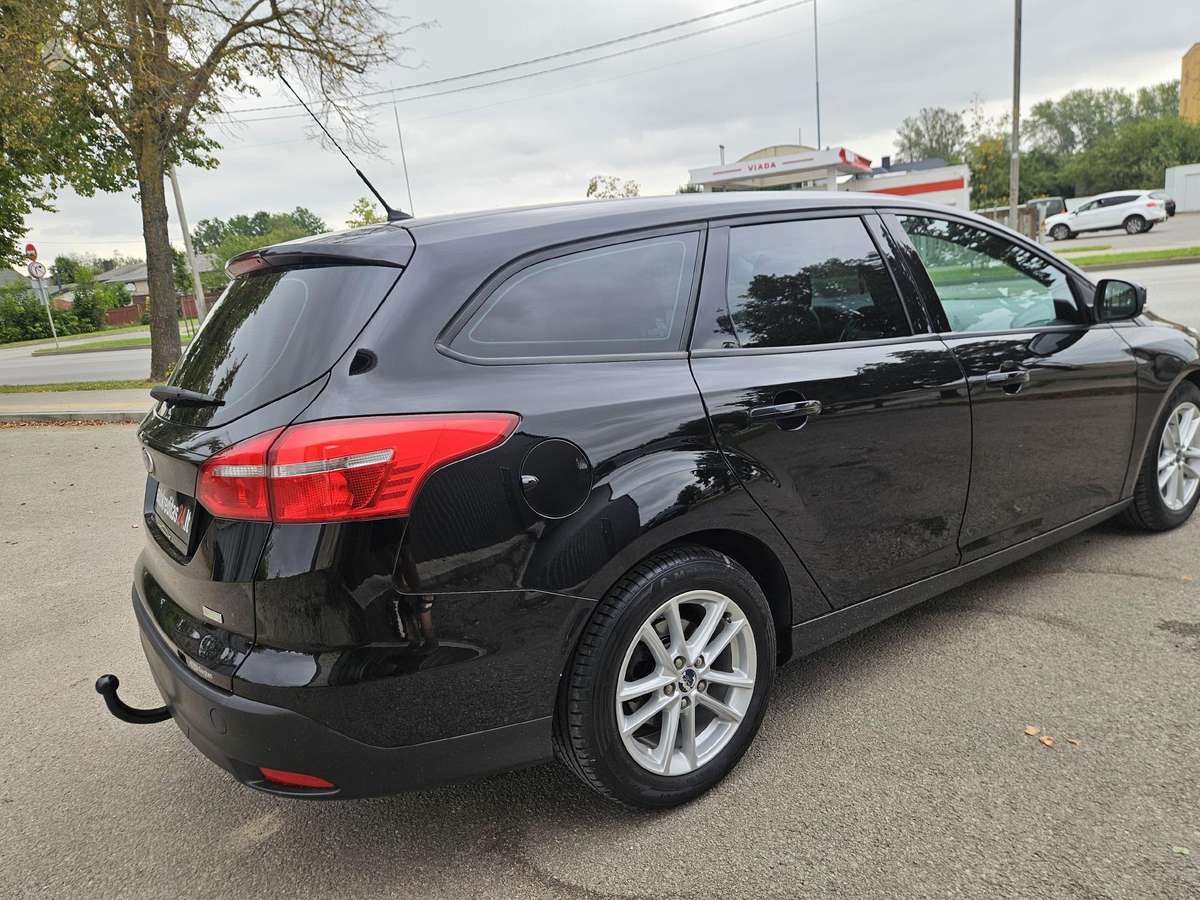 Ford Focus, 1.0 l., universalas