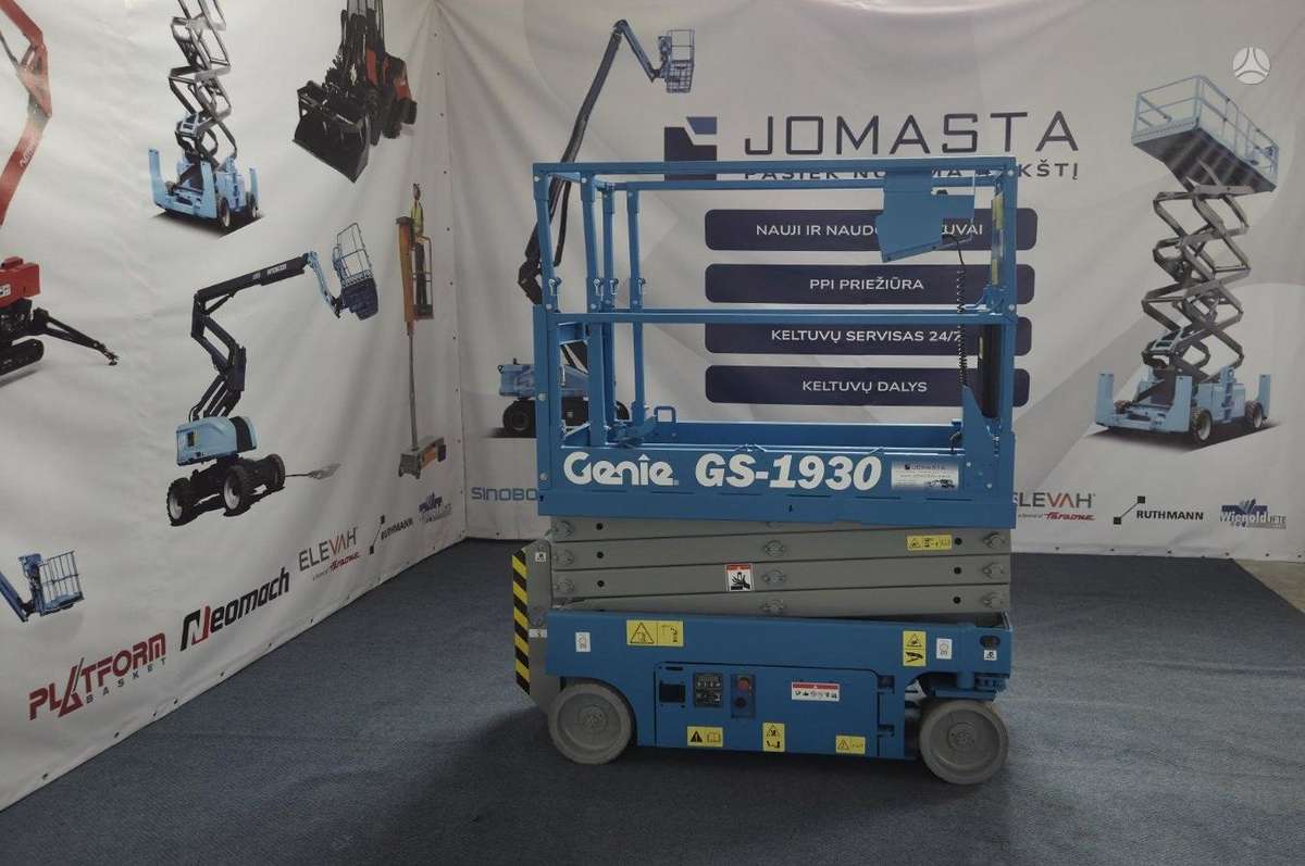 Genie 1930, scissor lift