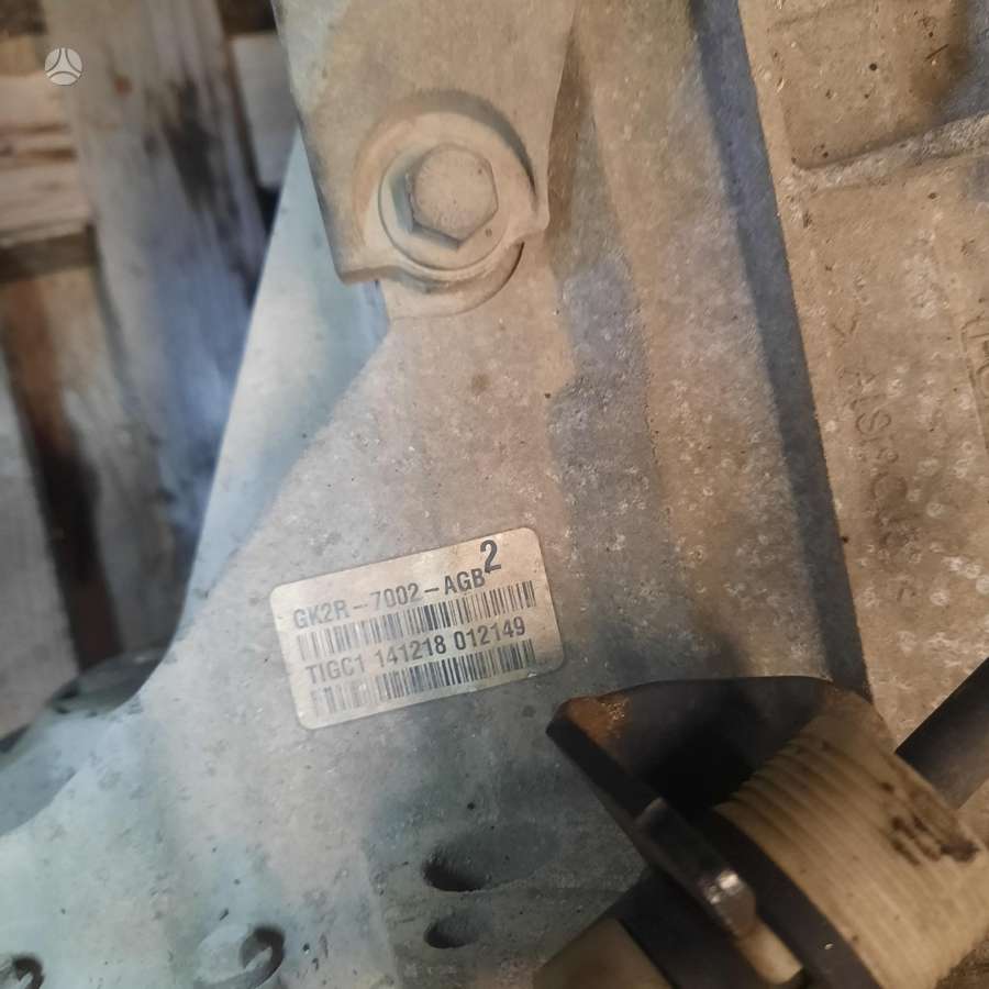 Ford Tranzit custom, preču