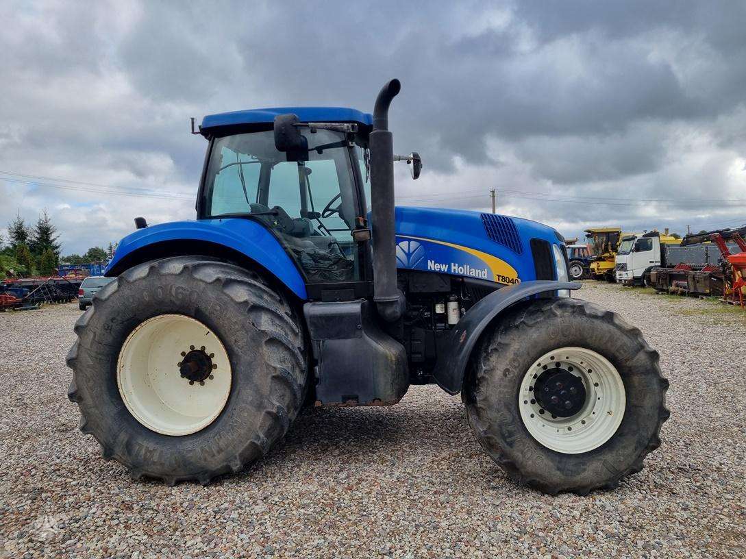 New Holland T8040, тракторы