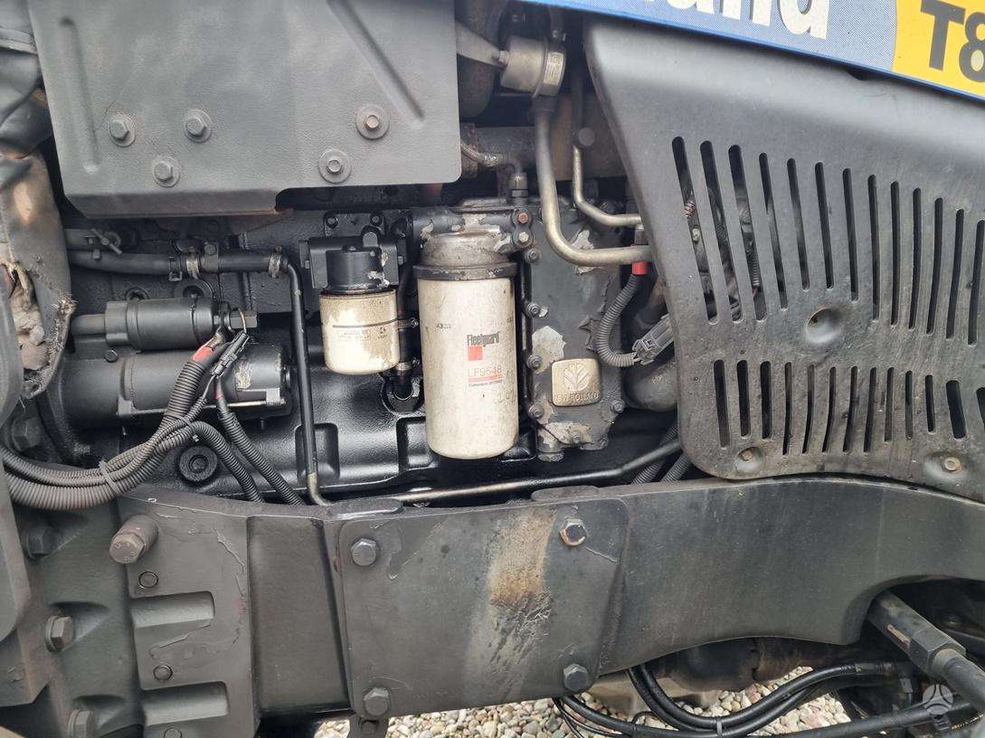 New Holland T8040, traktoriai