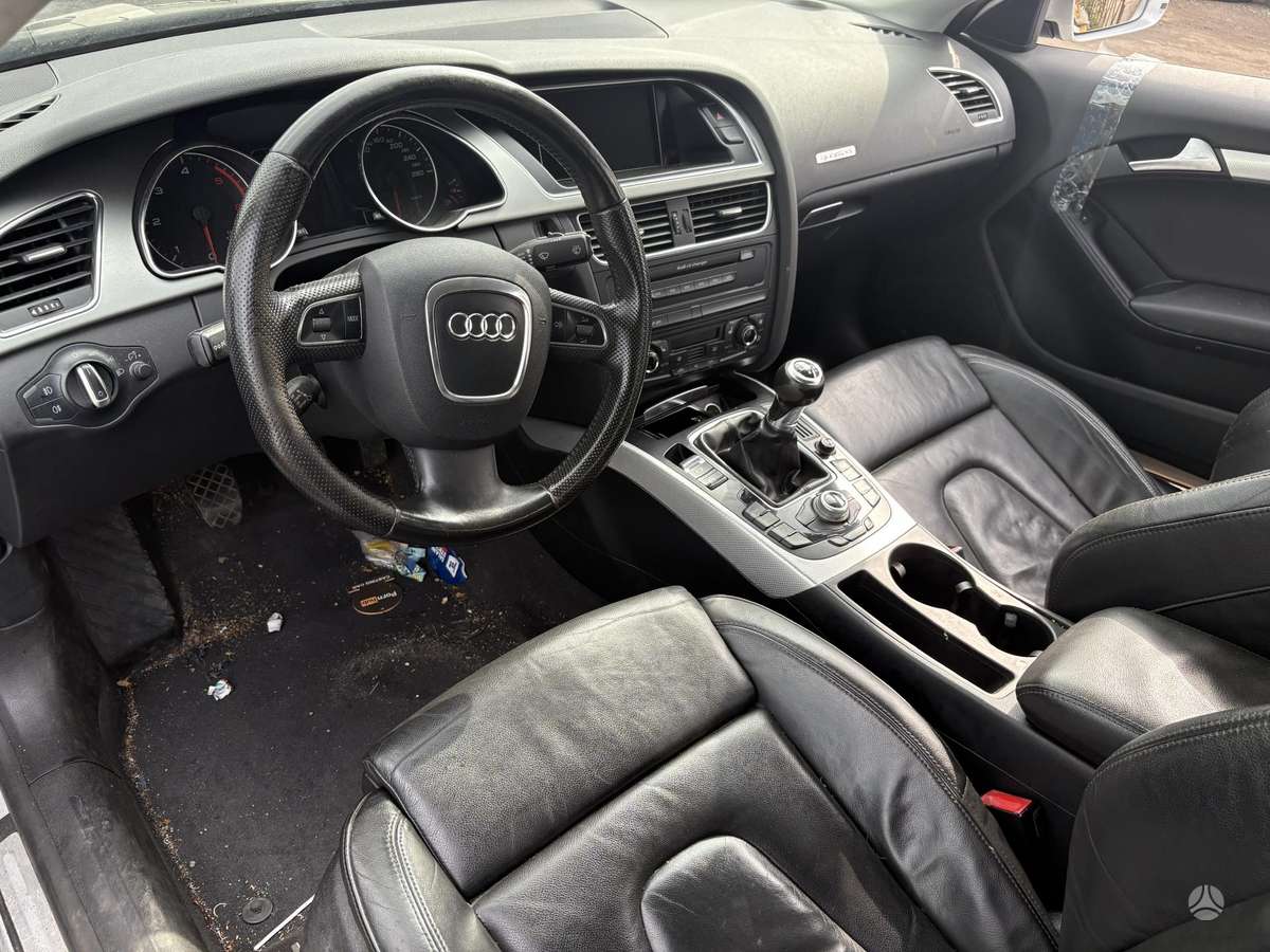 Audi A5 37068366700