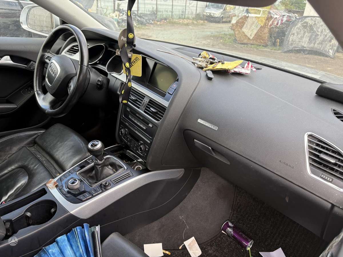 Audi A5 37068366700