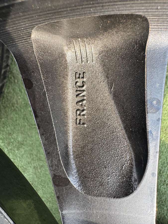 Subaru ORGINALUS - 6.5J, ET40, light alloy, R18