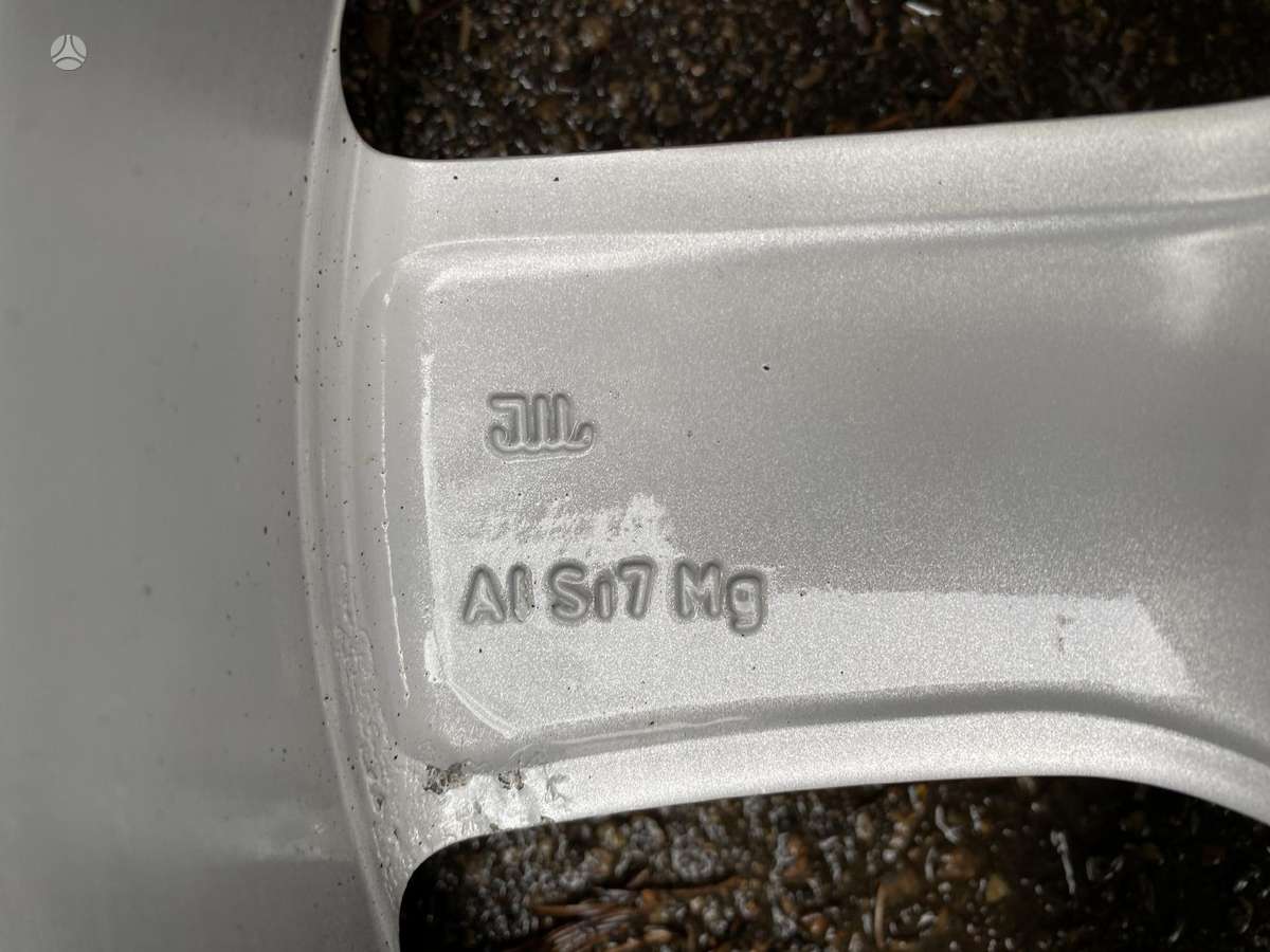 Audi, lengvojo lydinio, R17