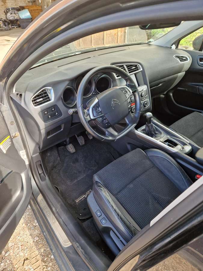 Citroen C4 Dalis siunčiame
