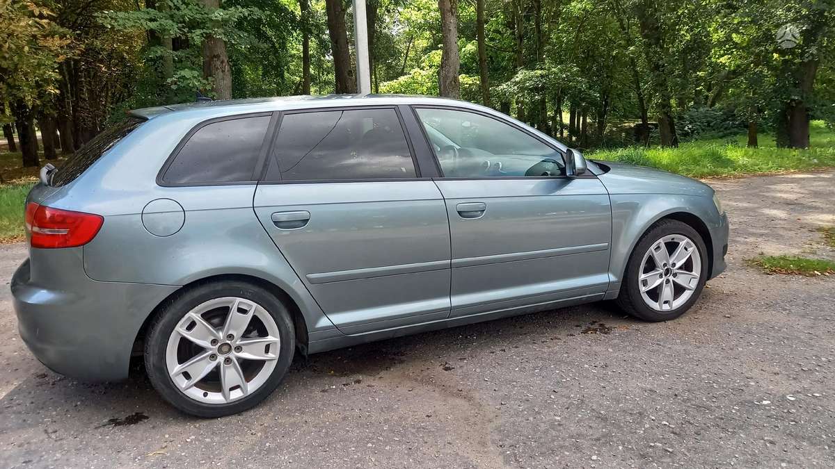 Audi A3, 1.8 l., hatchback
