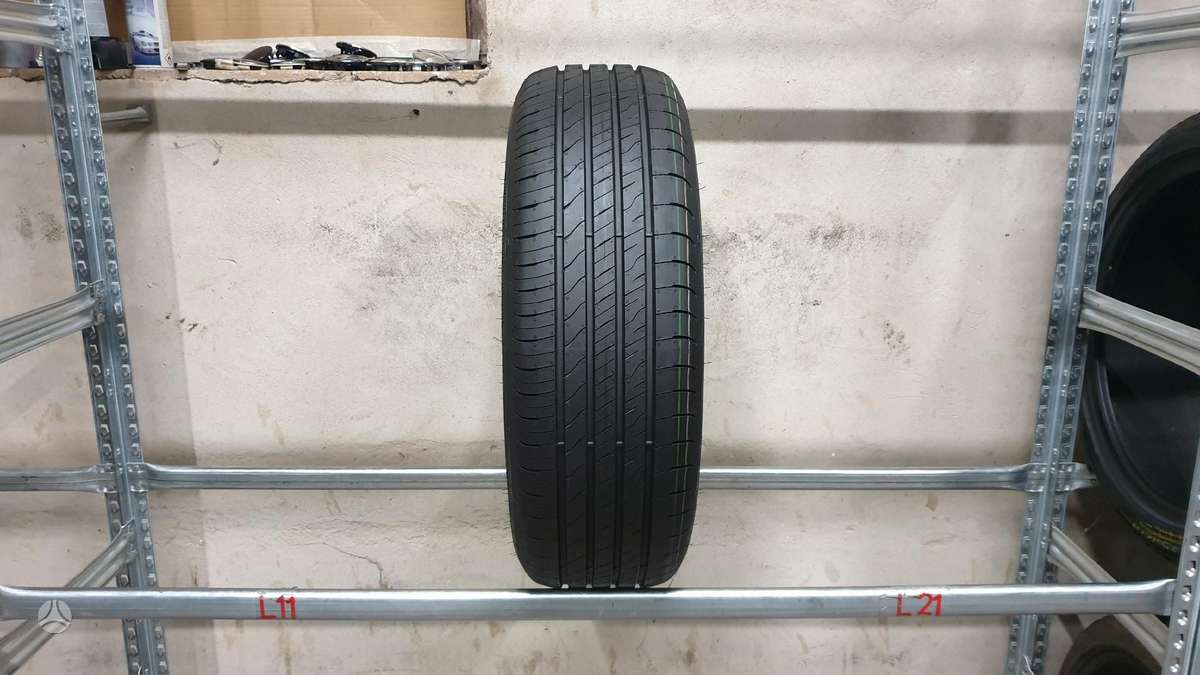 Goodyear Efficient Grip 2 Suv NAUJA, summer 215/60 R17