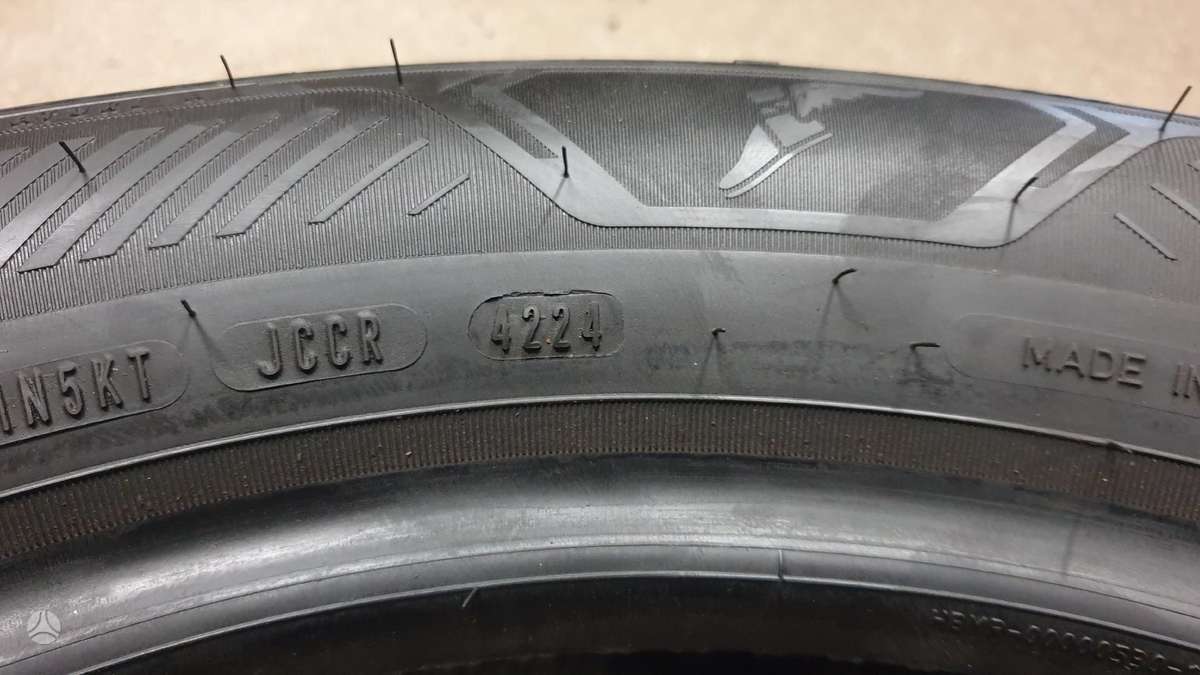 Goodyear Efficient Grip 2 Suv NAUJA, summer 215/60 R17
