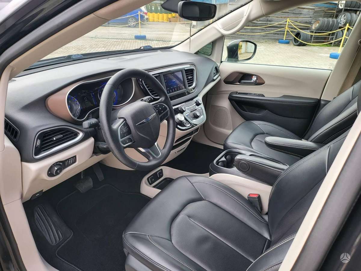 Chrysler Pacifica, 3.6 l., Минивэн
