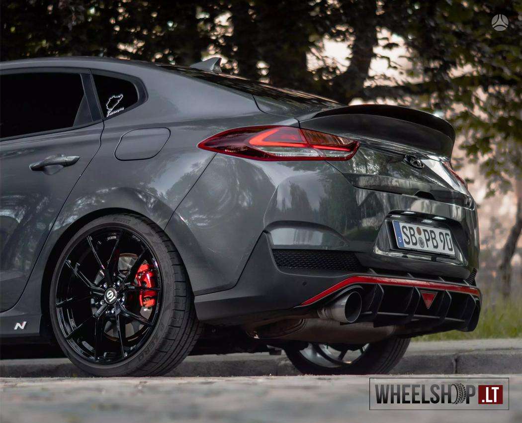 Sparco Podio Gloss Black, легкосплавные , R18