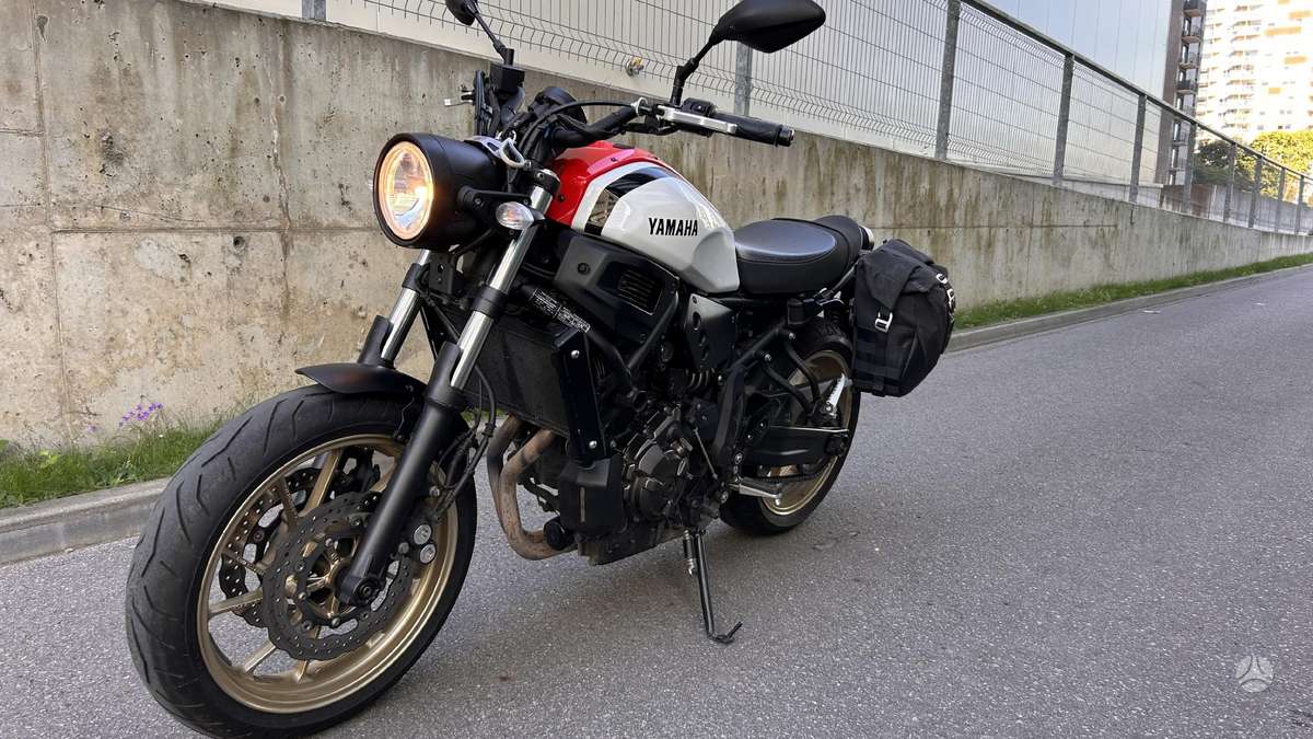 Yamaha XSR 700cc, street / classic