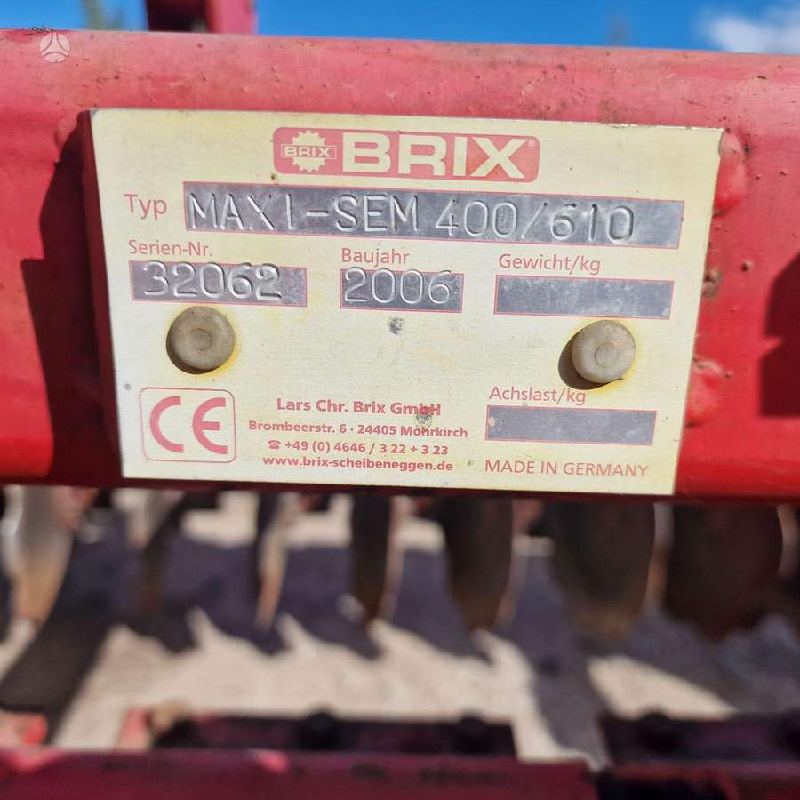 Brix 400, scrapers, scrubbers