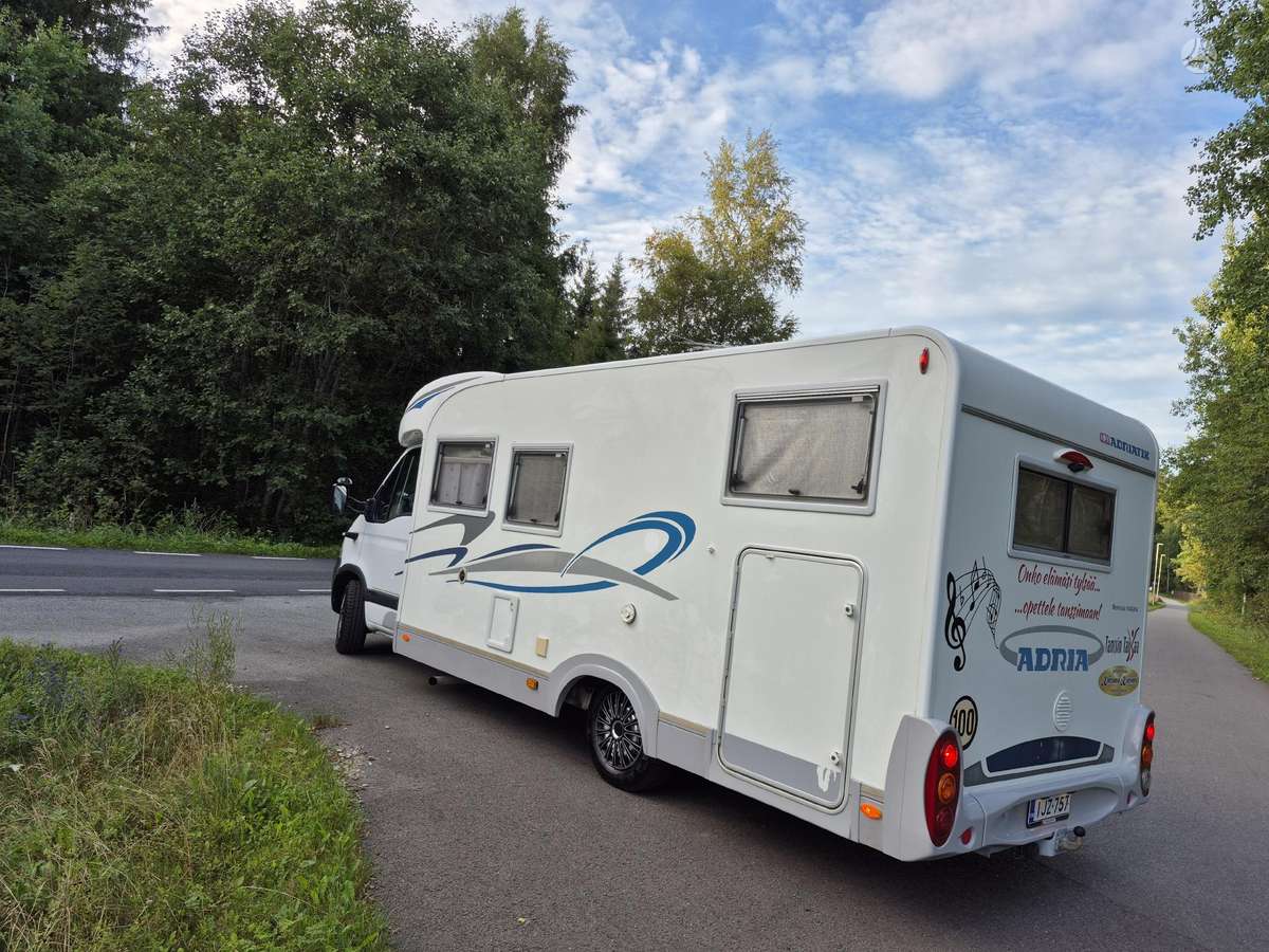 Renault MASTER ADRIA, туристическиe автомобили