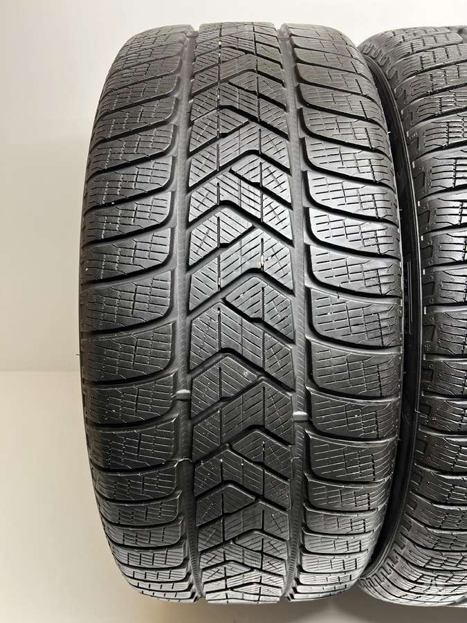 Pirelli Scorpion Winter 2022m, winter 255/40 R21