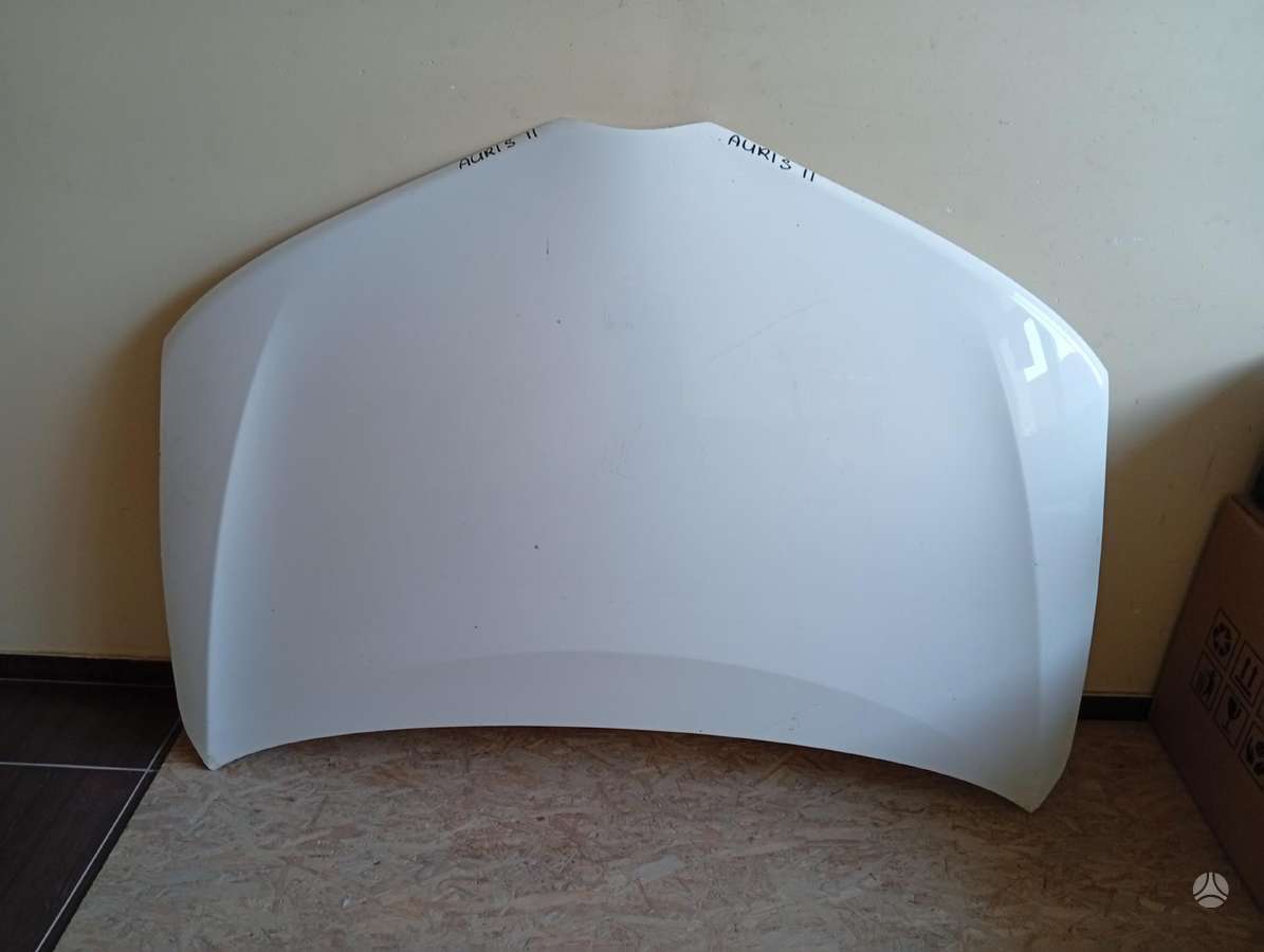 Toyota Auris body parts