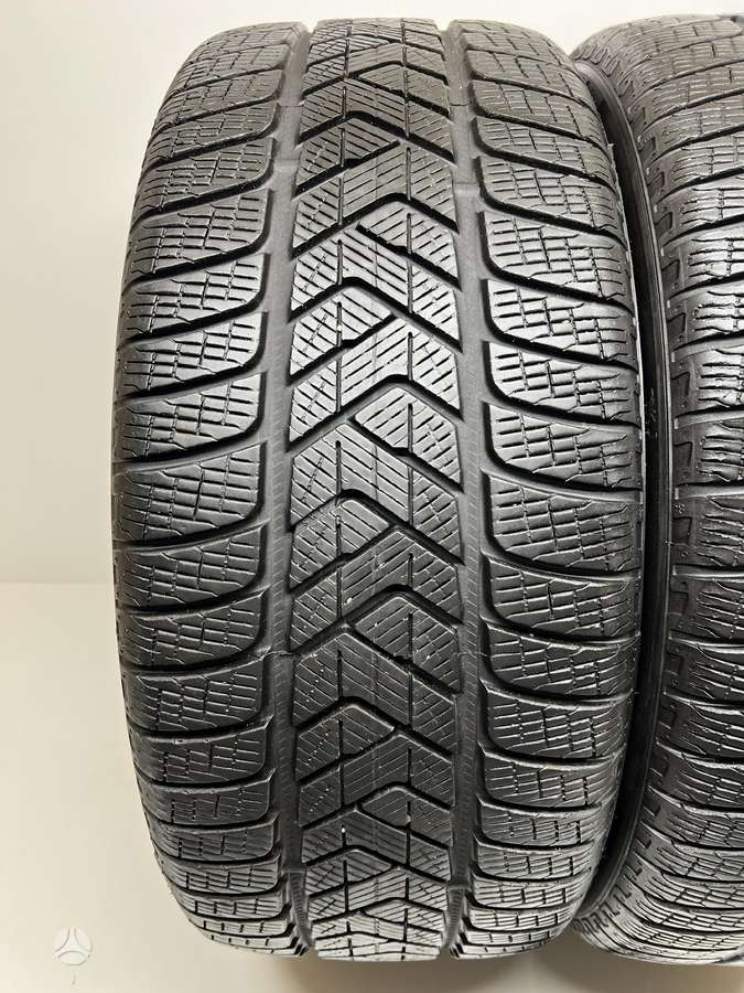 Pirelli Scorpion Winter 2022m, winter 255/40 R21