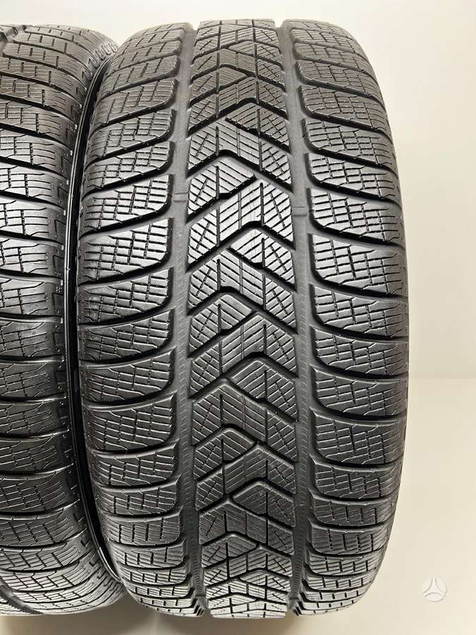 Pirelli ScorpionWinter 2022m, winter 255/40 R21