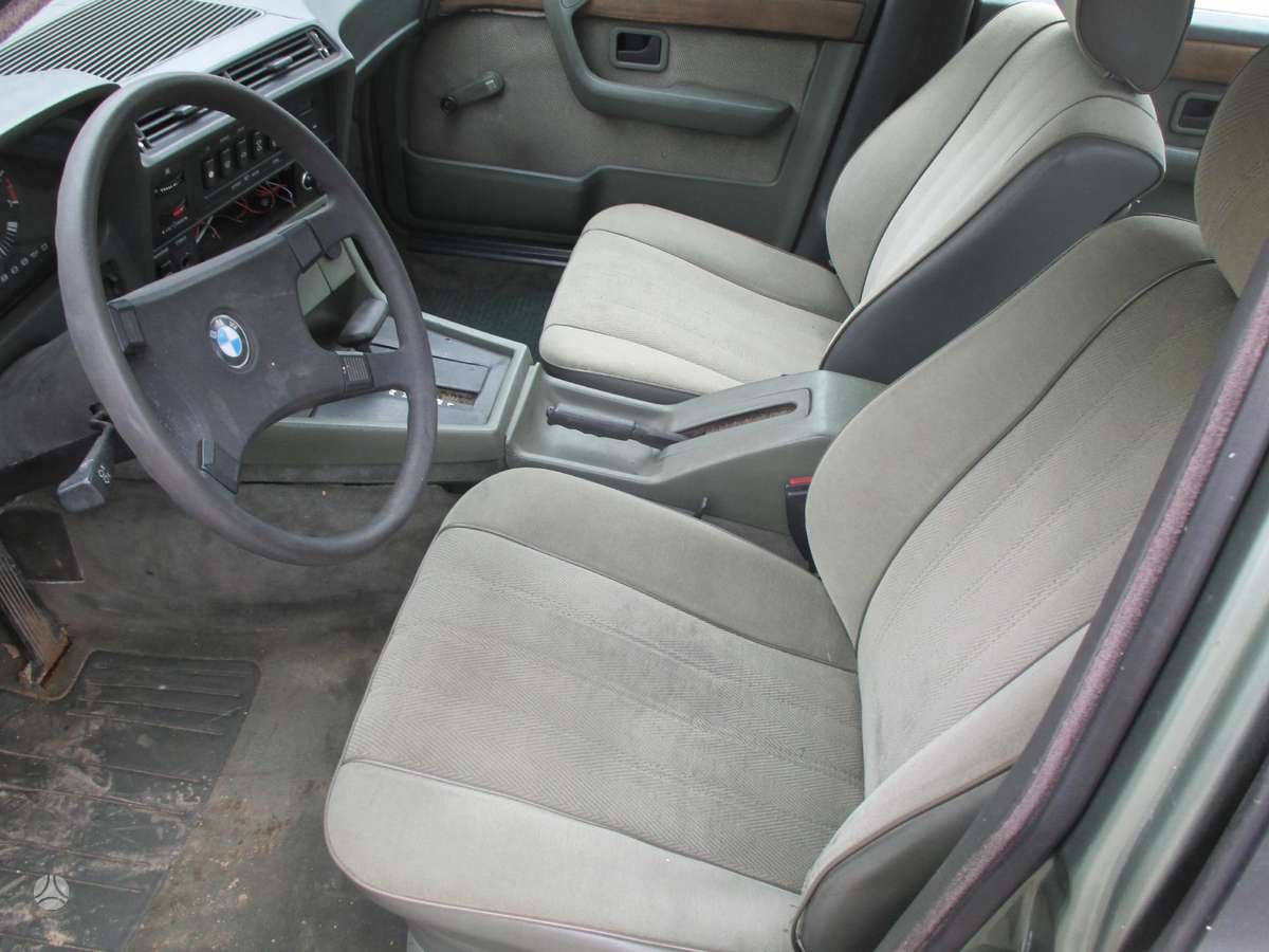 BMW 728, 2.8 l., Седан