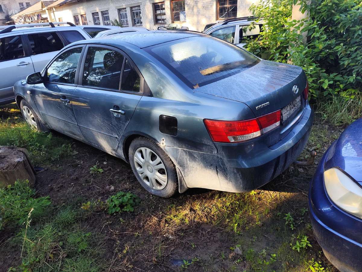 Hyundai Sonata по частям
