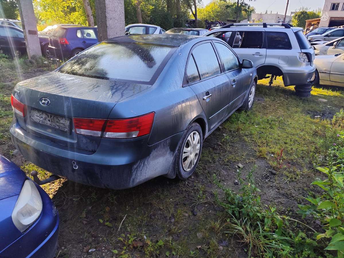Hyundai Sonata dalimis