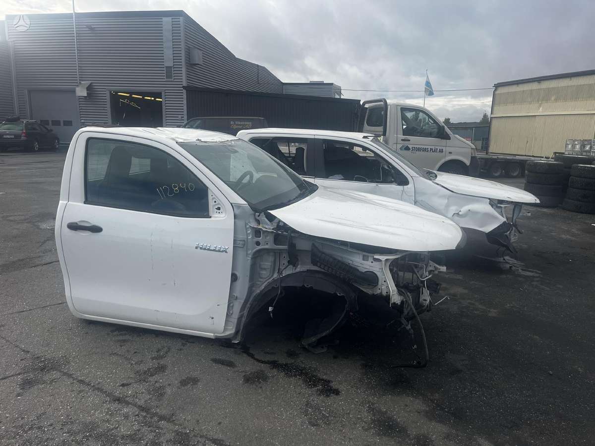 Toyota Hilux kėbulo dalys