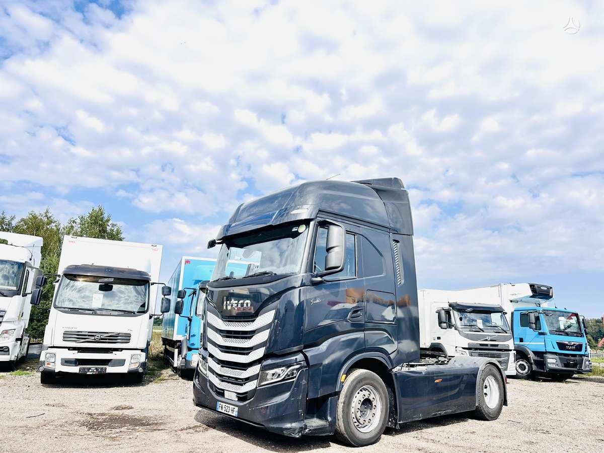 Iveco S-Way 480 Retarder, double sleeper