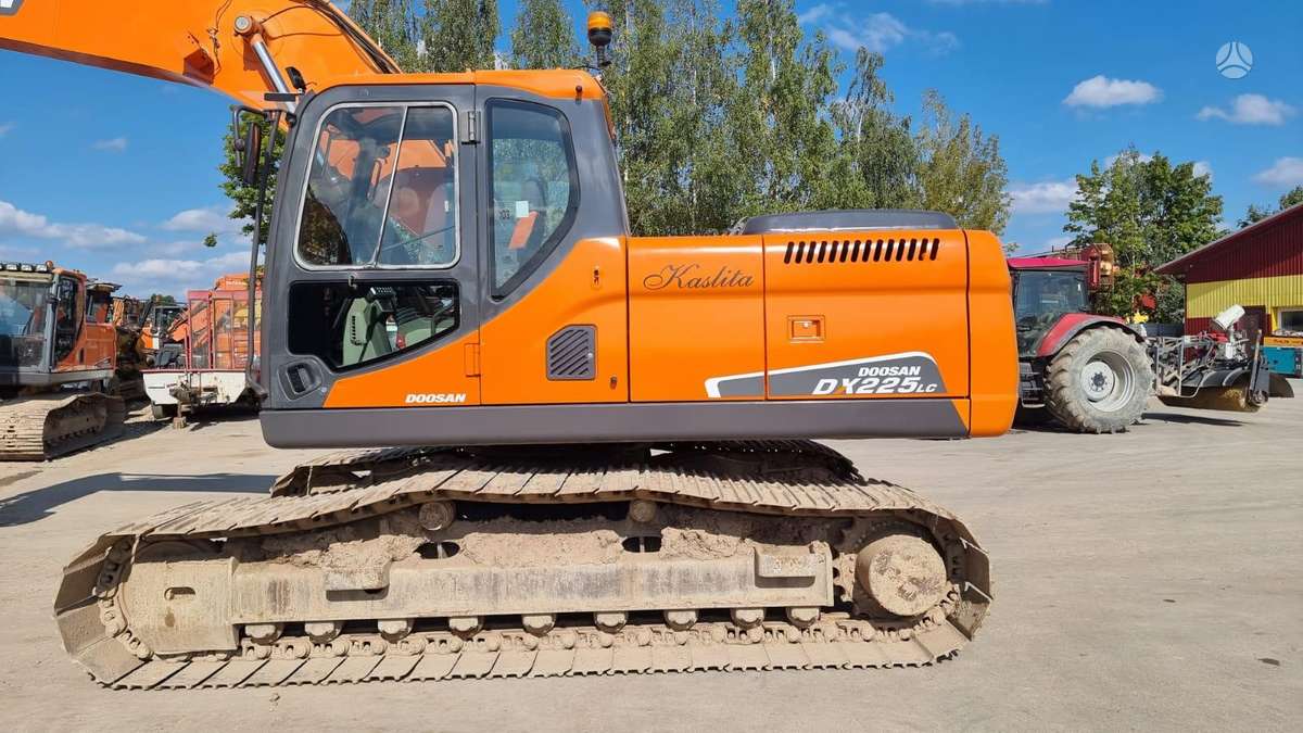 Doosan DX 225, экскаваторы