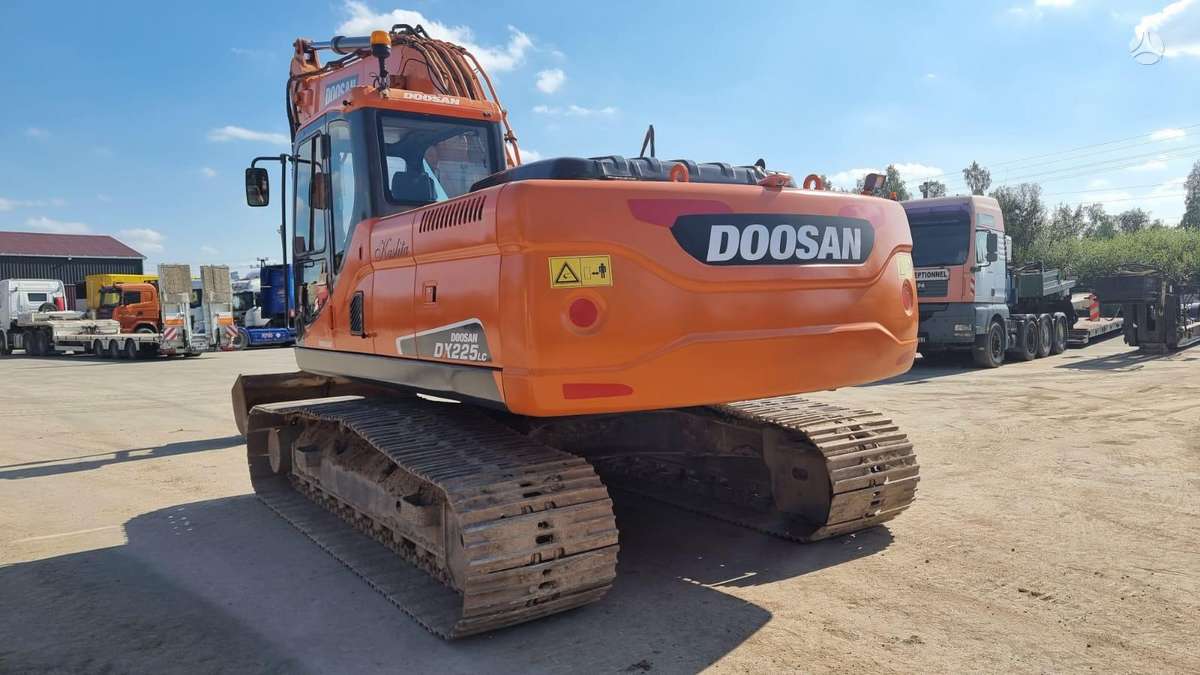 Doosan DX 225, экскаваторы