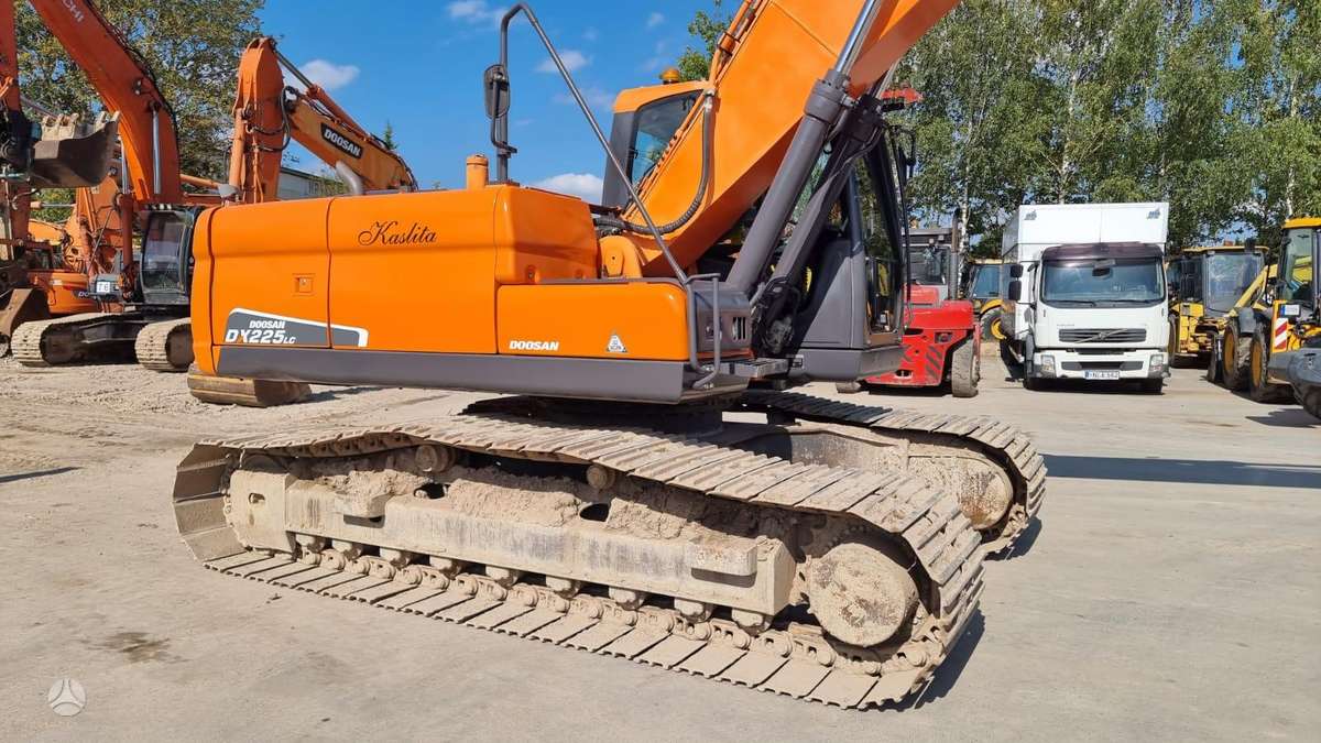 Doosan DX 225, экскаваторы