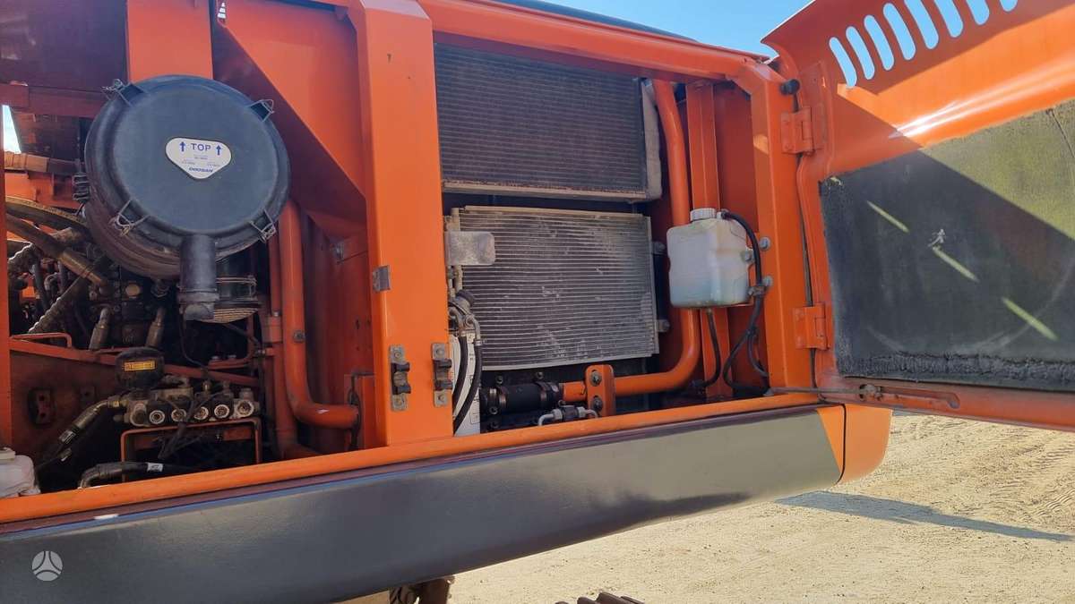 Doosan DX 225, экскаваторы