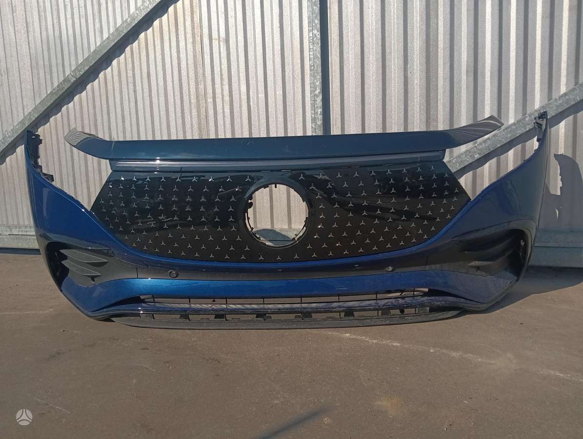 Mercedes-Benz EQA bamperi