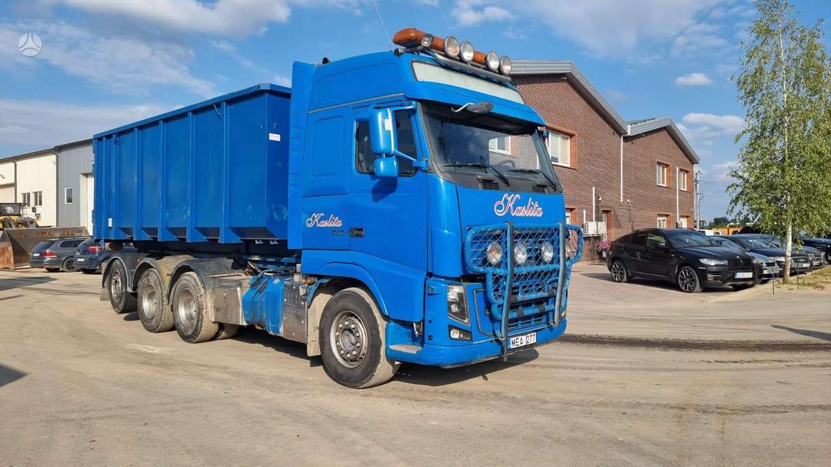 Volvo FH 16, hooklift trucks