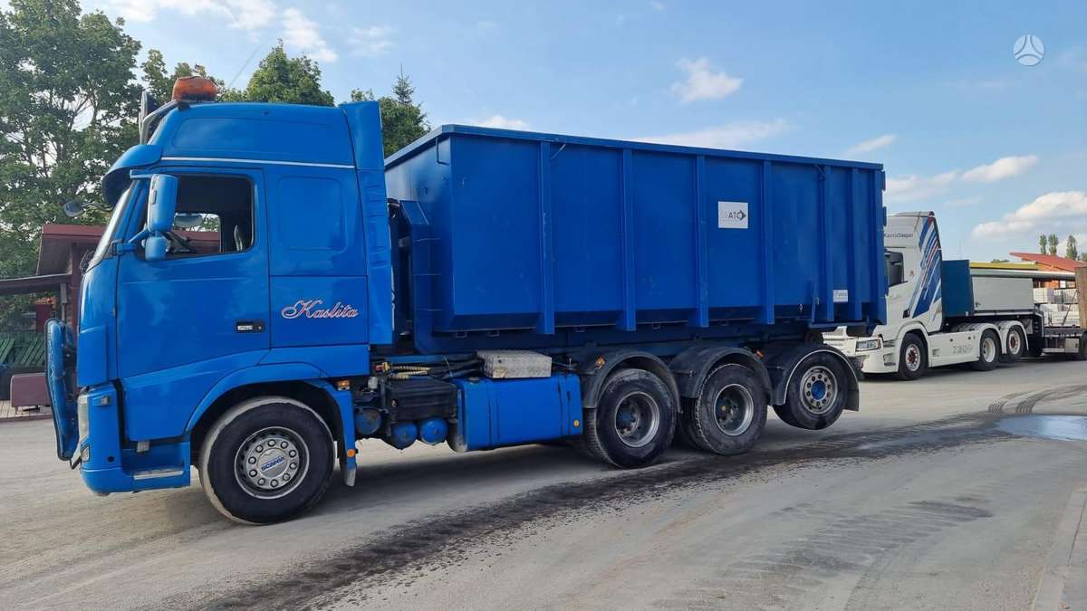 Volvo FH 16, hooklift trucks